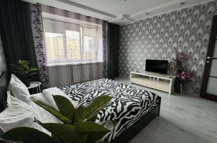 2-Комнатная квартира на сутки в  Пинске,  Солнечная ул., 37    изображение 1 - kvartirka.by