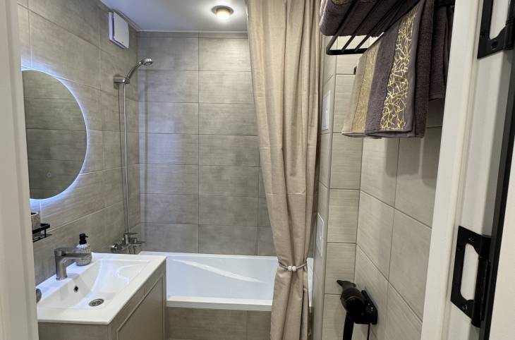 2-Комнатная квартира на сутки в  Витебске,  Черняховского пр-т., 6/3    изображение 11 - kvartirka.by