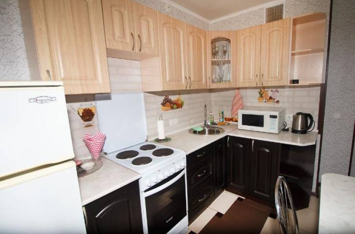 1-Комнатная квартира на сутки в  Пинске,  Жолтовского пр-т., 18    изображение 1 - kvartirka.by