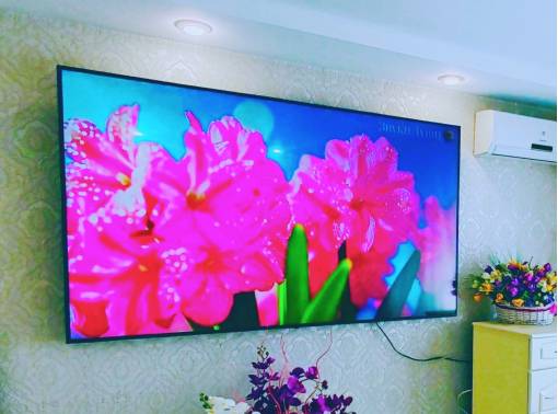 Большой телевизор - 86 диагональ. Завтрак. Кондиционер - kvartirka.by