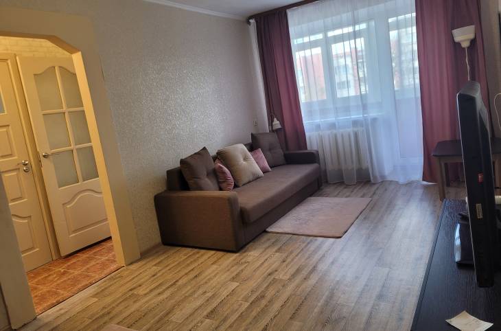 2-Комнатная квартира на сутки в  Гродно,  Горького Максима ул., 63    изображение 2 - kvartirka.by