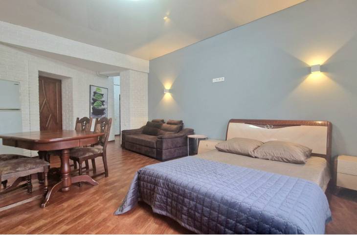 3-Комнатная квартира на сутки в  Гомеле,  Ленина пр., 35    изображение 1 - kvartirka.by