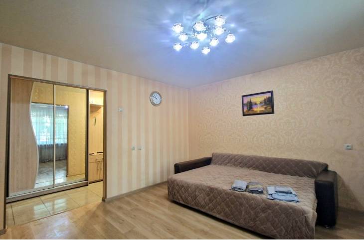 2-Комнатная квартира на сутки в  Гомеле,  Свиридова ул., 16а   изображение 3 - kvartirka.by