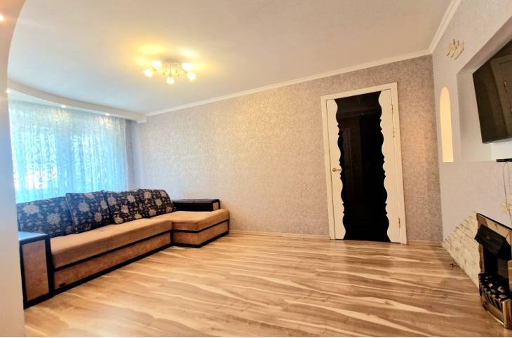 2-Комнатная квартира на сутки в  Гомеле,  Победы пр., 23    изображение 2 - kvartirka.by