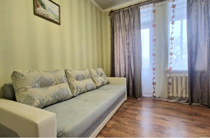 3-Комнатная квартира на сутки в  Гомеле,  Кирова ул., 47    изображение 2 - kvartirka.by