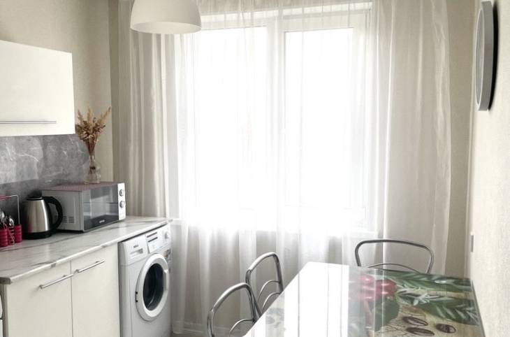 2-Комнатная квартира на сутки в  Гомеле,  Бровки Петруся ул., 37   изображение 3 - kvartirka.by