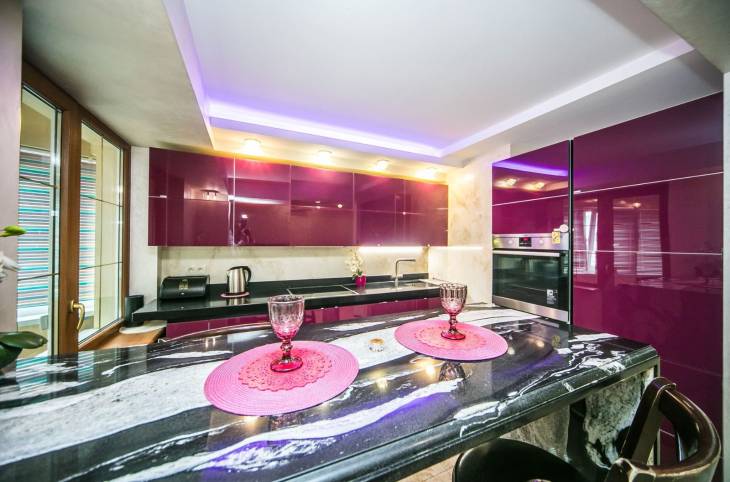 1-Комнатная квартира на сутки в  Минске,  Веры Хоружей ул., 18к1     изображение 1 - kvartirka.by