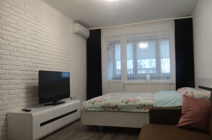 1-Комнатная квартира на сутки в  Бресте,  Купалы Янки ул., 18/1    изображение 1 - kvartirka.by