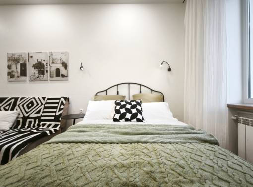 Центр. Атмосферная студия на 4-м этаже. ДЛЯ НЕКУРЯЩИХ.  - kvartirka.by