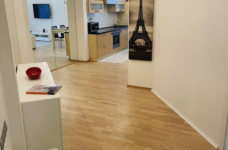 3-Комнатная квартира на ночь в  Минске,  Немига ул., 42    изображение 2 - kvartirka.by