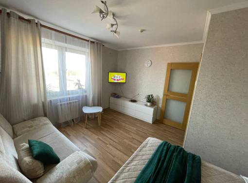 РЕАЛЬНАЯ ЦЕНА. Центр, на недели, часы, сутки - рядом с гостиницей "Лучеса" - kvartirka.by