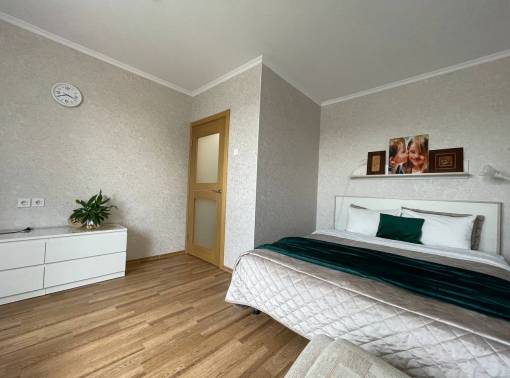 Центр, рядом с гостиницей "Лучеса" - kvartirka.by