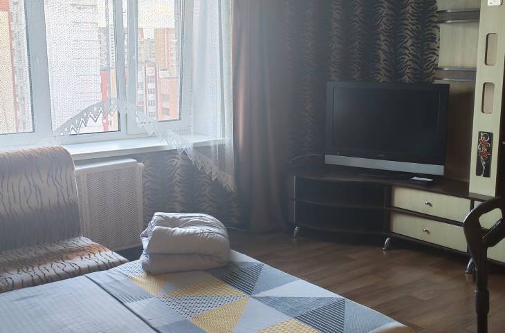 1-Комнатная квартира на сутки в  Гомеле,  Речицкий пр., 42    изображение 1 - kvartirka.by