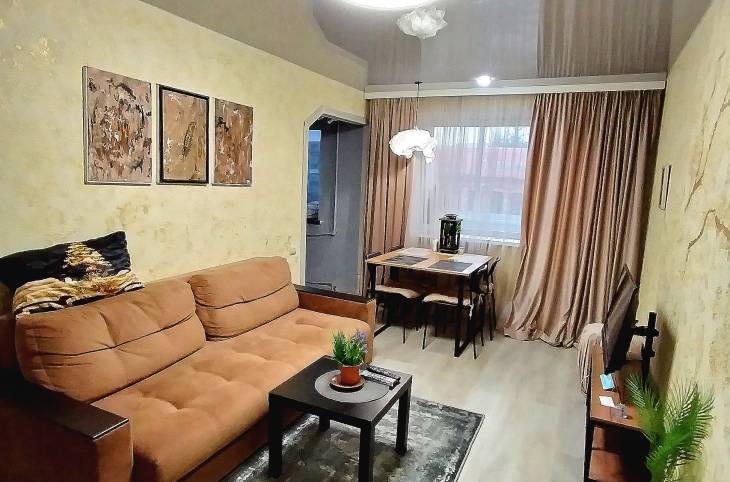 3-Комнатная квартира на сутки в  Полоцке,  Скорины Франциска пр-т., 23    изображение 1 - kvartirka.by