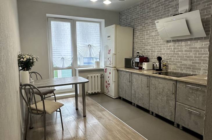 2-Комнатная квартира на сутки в  Барановичах,  Майора Ничипорчика ул., 6а    изображение 1 - kvartirka.by