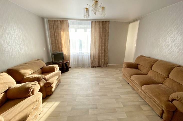 3-Комнатная квартира на сутки в  Орше,  Ленина ул., 228    изображение 1 - kvartirka.by