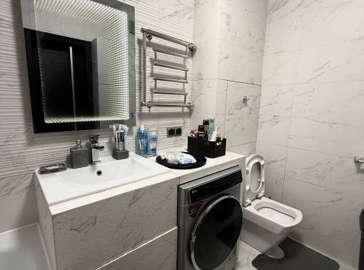 Двухкомнатная квартира в ЦЕНТРЕ Минска на сутки/недели/месяца. 2 лоджии - kvartirka.by