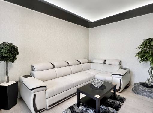 Двухкомнатная квартира в ЦЕНТРЕ Минска на сутки/недели/месяца. 2 лоджии - kvartirka.by