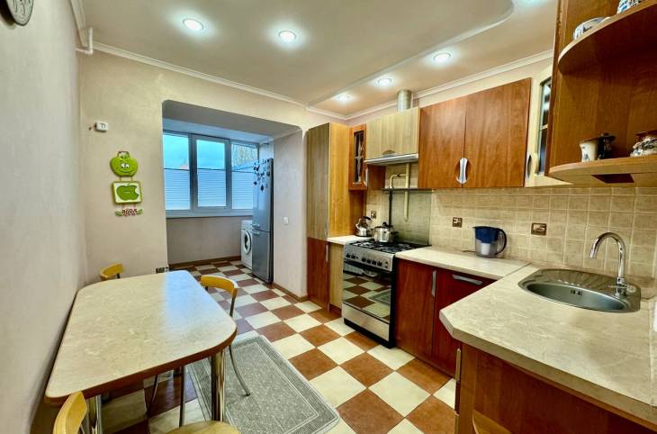 3-Комнатная квартира на сутки в  Гродно,  Пролетарская ул., 54    изображение 2 - kvartirka.by