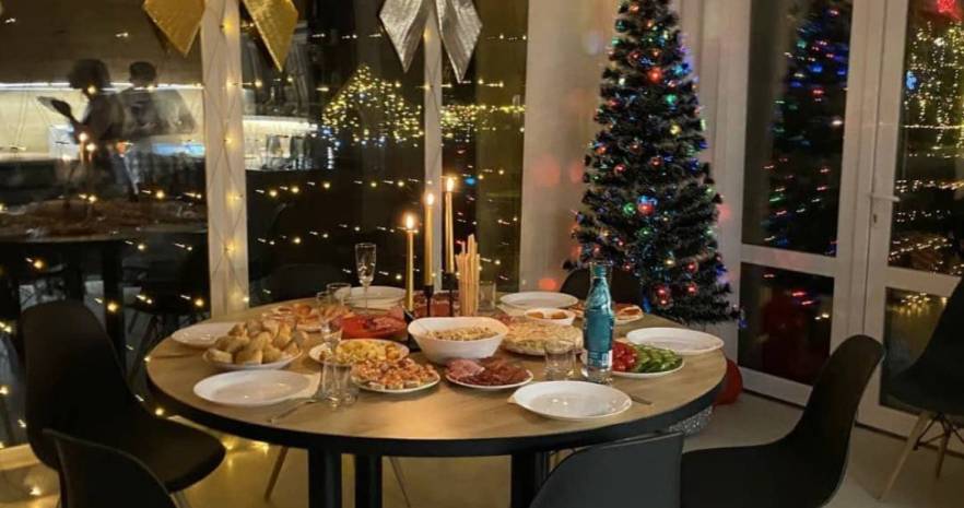 Современный коттедж с баней, бассейном и детской площадкой в Минской области, д. Самуэлево, ул. Дружная, 21  изображение 3 - kvartirka.by