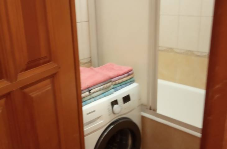 4-Комнатная квартира на сутки в  Лиде,  7-я Ноября ул., 6/2    изображение 10 - kvartirka.by