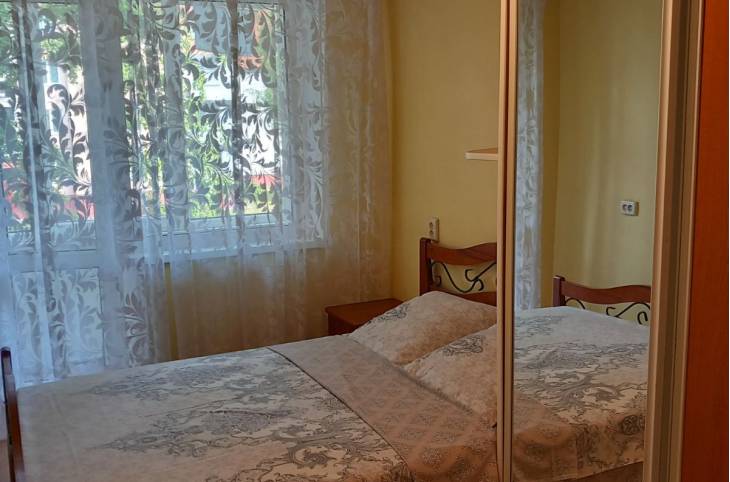 4-Комнатная квартира на сутки в  Лиде,  7-я Ноября ул., 6/2    изображение 4 - kvartirka.by