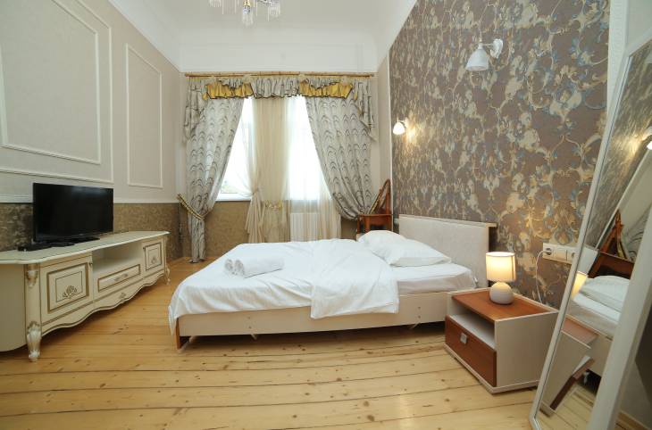 2-Комнатная квартира на сутки в  Минске,  Кирова ул., 23    изображение 1 - kvartirka.by