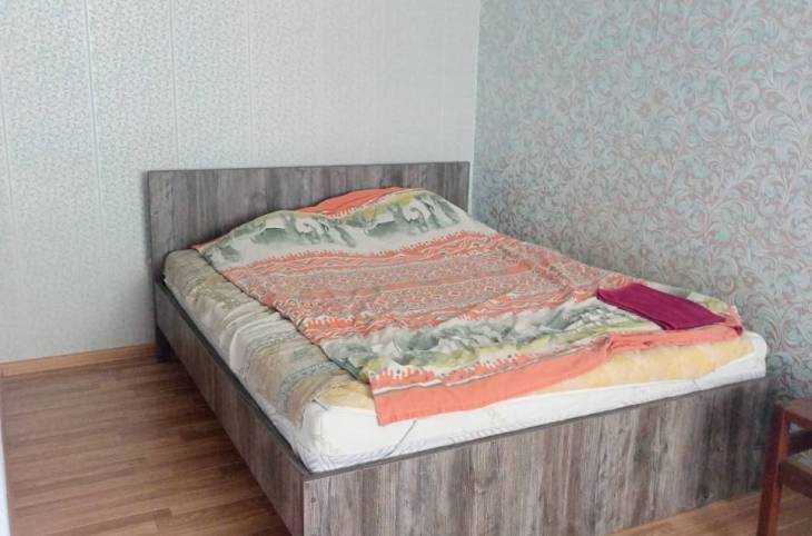 2-Комнатная квартира на сутки в  Пинске,  Кирова ул., 30    изображение 1 - kvartirka.by