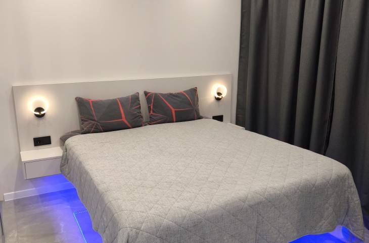 Студия на сутки в  Минске,  Жореса Алферова ул., 3    изображение 1 - kvartirka.by