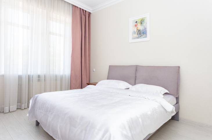 3-Комнатная квартира на сутки в  Минске,  Свердлова ул., 22   изображение 3 - kvartirka.by