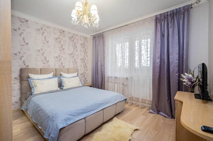 3-Комнатная квартира на сутки в  Минске,  Машерова пр. , 43    изображение 1 - kvartirka.by