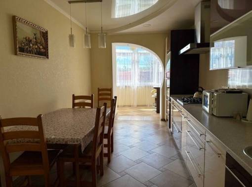 Просторная квартира в центре в Барановичах - kvartirka.by