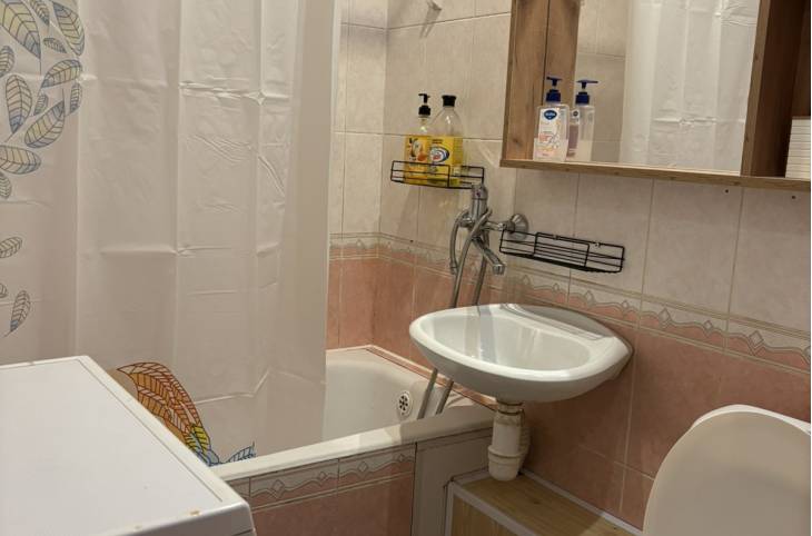 2-Комнатная квартира на сутки в  Минске,  Золотая Горка ул., 14    изображение 6 - kvartirka.by