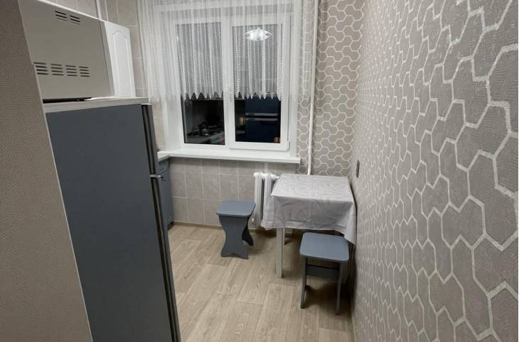 2-Комнатная квартира на сутки в  Барановичах,  Космонавтов ул., 16    изображение 2 - kvartirka.by