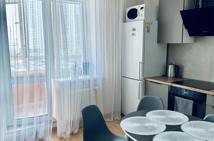 1-Комнатная квартира на неделю в  Минске,  Победителей пр-т., 125    изображение 2 - kvartirka.by