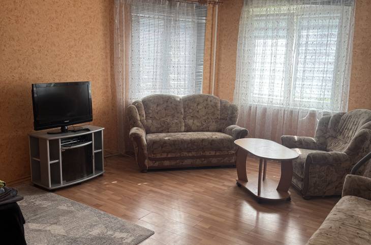 1-Комнатная квартира на ночь в  Минске,  Алибегова ул., 14    изображение 1 - kvartirka.by