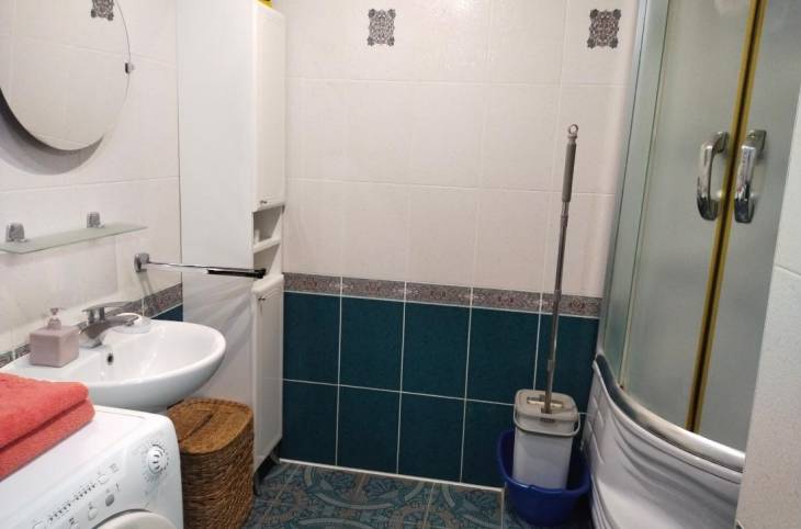 2-Комнатная квартира на сутки в  Жлобине,  16-й микрорайон, 38    изображение 9 - kvartirka.by