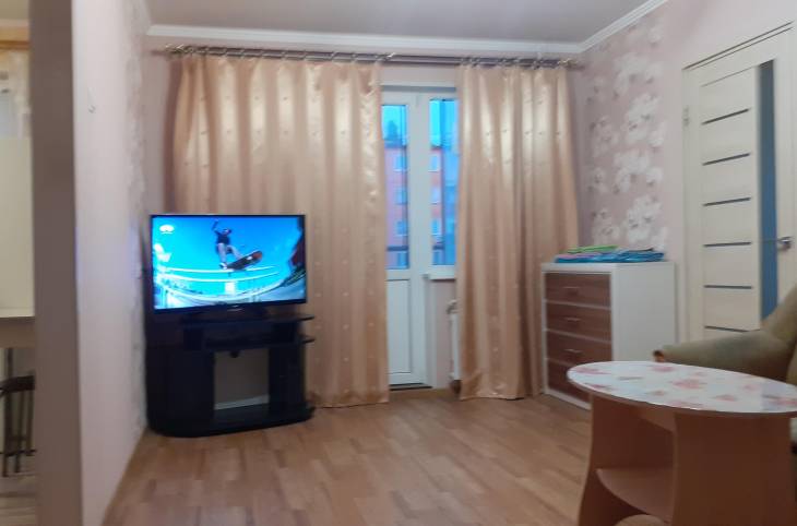 2-Комнатная квартира на ночь в  Гомеле,  Победы пр., 27a    изображение 1 - kvartirka.by