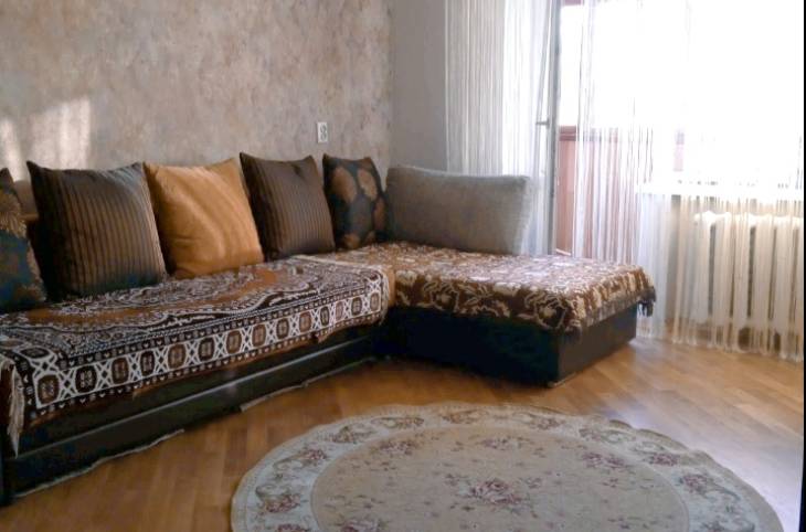 2-Комнатная квартира на сутки в  Пинске,  Первомайская ул., 109    изображение 1 - kvartirka.by