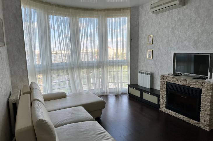 3-Комнатная квартира на сутки в  Витебске,  Строителей пр-т., 5к1    изображение 1 - kvartirka.by