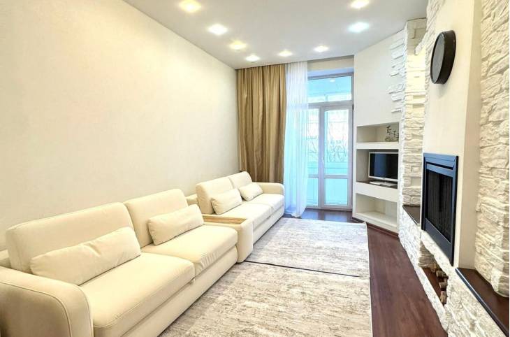 4-Комнатная квартира на час в  Минске,  Независимости пр-т., 23    изображение 1 - kvartirka.by