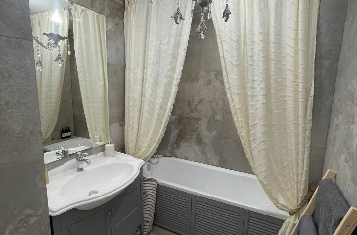 2-Комнатная квартира на сутки в  Бресте,  Брестских Дивизий пер., 17    изображение 10 - kvartirka.by