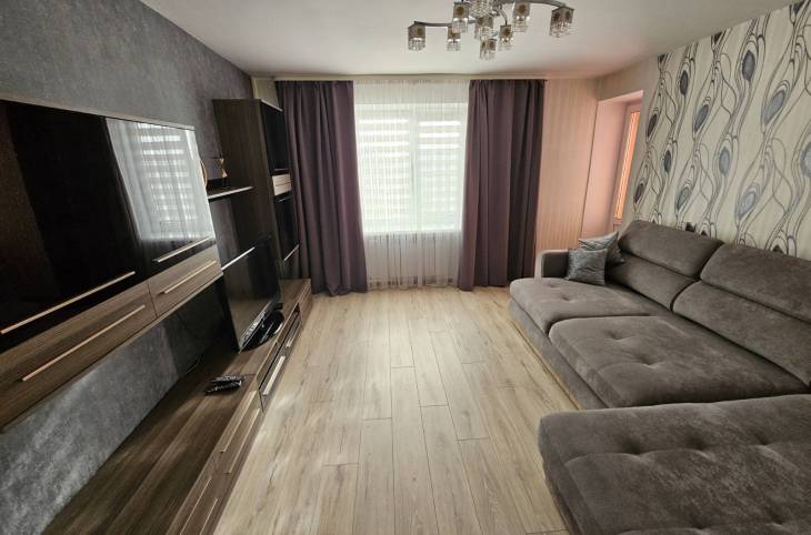 2-Комнатная квартира на сутки в  Речице,  Молодёжная ул., 20    изображение 1 - kvartirka.by