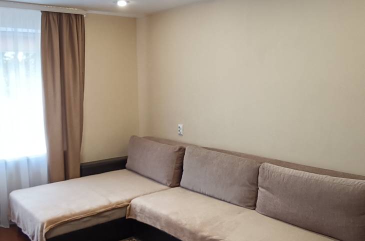 2-Комнатная квартира на сутки в  Пинске,  60 Лет Октября ул., 16      изображение 1 - kvartirka.by