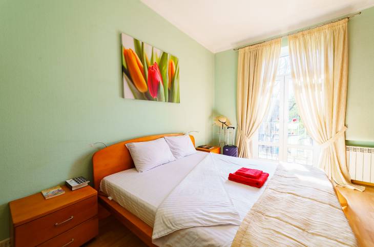 3-Комнатная квартира на сутки в  Минске,  Независимости пр-т., 22    изображение 1 - kvartirka.by