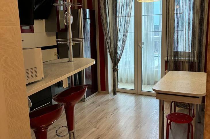 1-Комнатная квартира на неделю в  Минске,  Мстиславца Петра ул., 1   изображение 3 - kvartirka.by