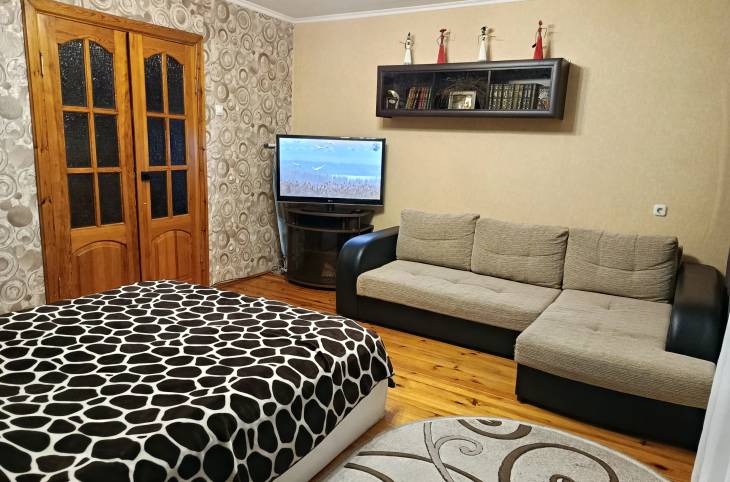 2-Комнатная квартира на сутки в  Пинске,  Ясельдовская ул., 7    изображение 2 - kvartirka.by