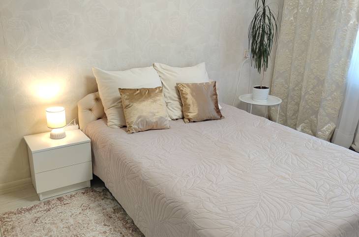 1-Комнатная квартира на сутки в  Пинске,  Завальная ул., 6    изображение 1 - kvartirka.by