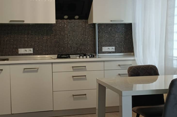 2-Комнатная квартира на ночь в  Бресте,  Машерова пр-т., 80    изображение 1 - kvartirka.by