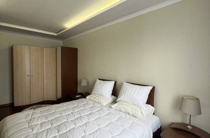 2-Комнатная квартира на сутки в  Минске,  Независимости пр-т., 168/1    изображение 1 - kvartirka.by